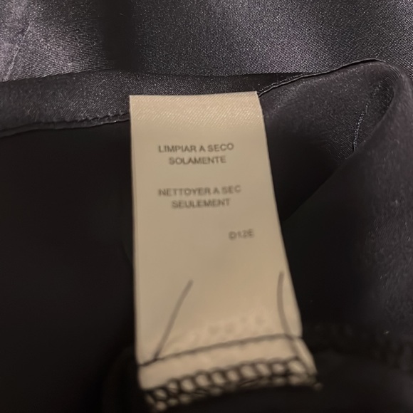 KENSIE short sleeves silk top, size 8 - Picture 13 of 14